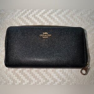 COACH WALLET  C2180 BLACK ORIGINAL AUTHENTIC PRE OWNED ZIP AROUND canvas leather